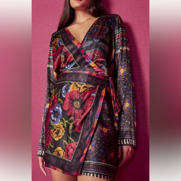 💥SOLD💥Farm Rio Black Mixed Scarves Mini Dress - Picture 3 of 6